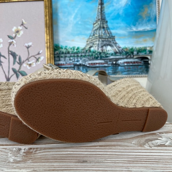 Dolce Vita Espadrilles in gold brand new - Picture 6 of 7